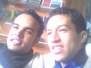 la je suis avec mon ami yassine