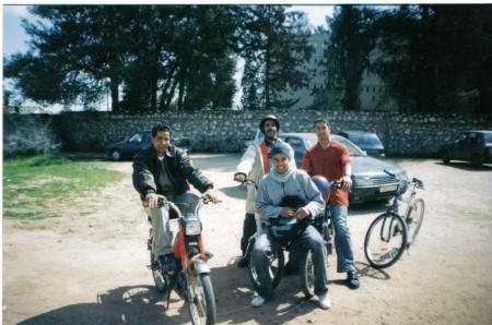 la je suis avec des amis!!!!!!!!!!!!!